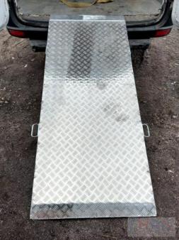 Погрузочный мост ГКА 300.120/4KM